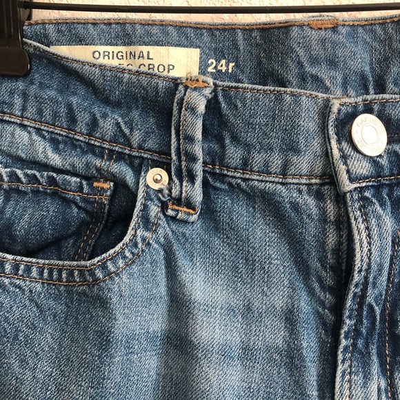 Gap Original Wide Leg Crop. Size 24 Save 25% when you buy two or more. - Picture 3 of 5